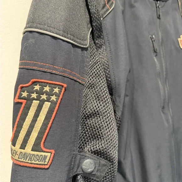 Harley-Davidson Black 3 in 1 Men’s Riding Jacket. Size XL. Like New!